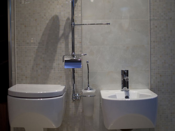 Pallino-home-flavour-arredamento-ceramica-illuminazione-porte-riscaldamenti (38)